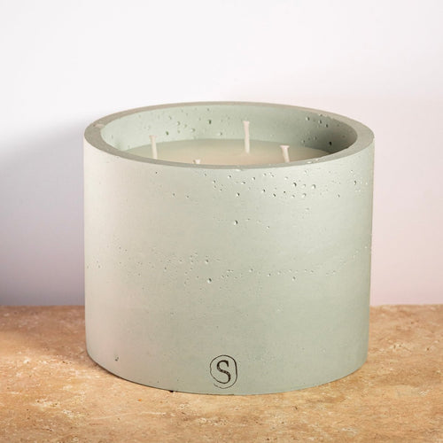 Bougie d’intérieur en béton verte faite main en Provence – Siwa Candles